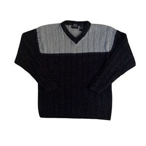 Ash Creek Men's Two-Tone Gray and Black V-Neck Sweater
